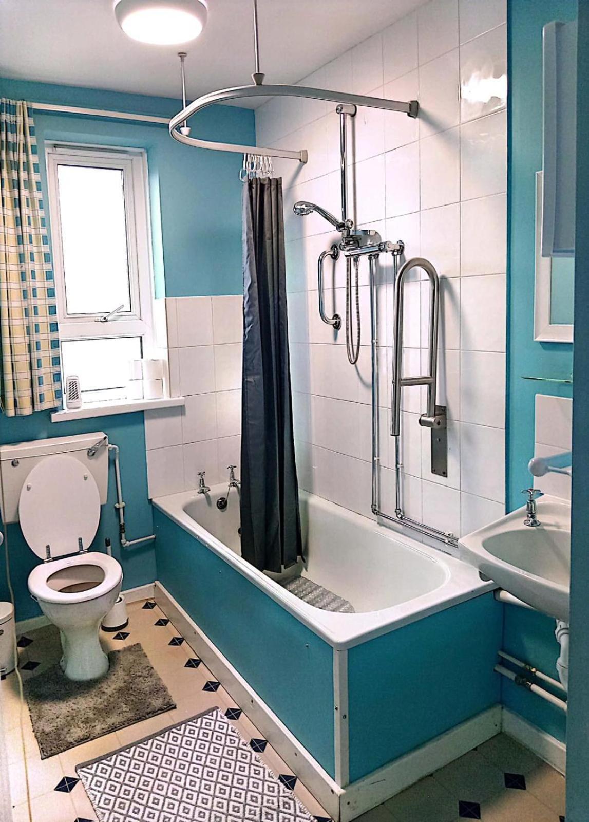 Ypcc Accommodations Брадфорт Екстериор снимка
